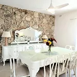 Seahorse Retreat With Pool And Garden